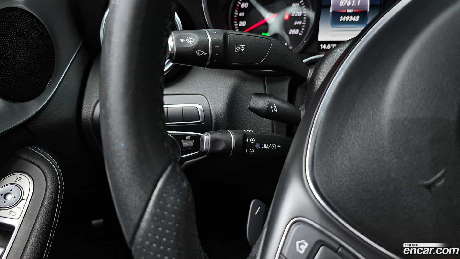 C-Class Mercedes-Benz 2017.8-OPTION-022