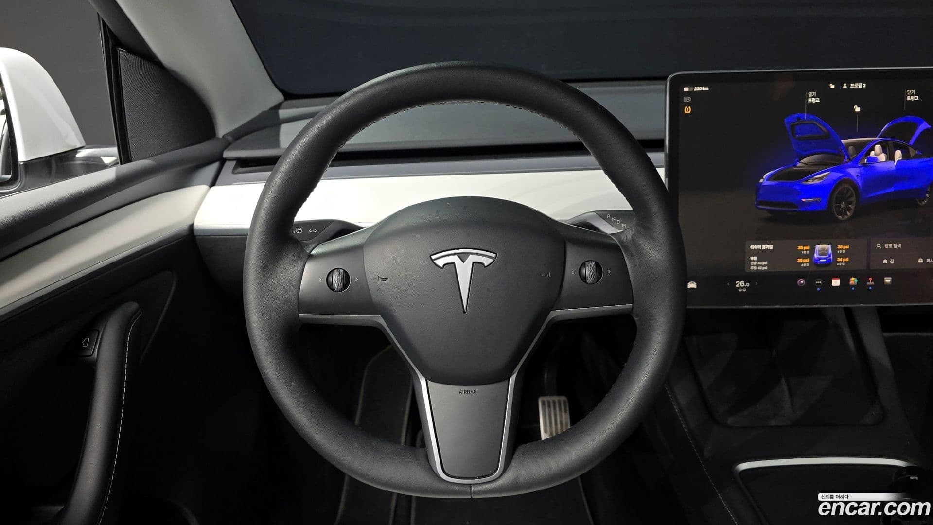 Main__Slider__Photo:Model Y Tesla 2023.5-12