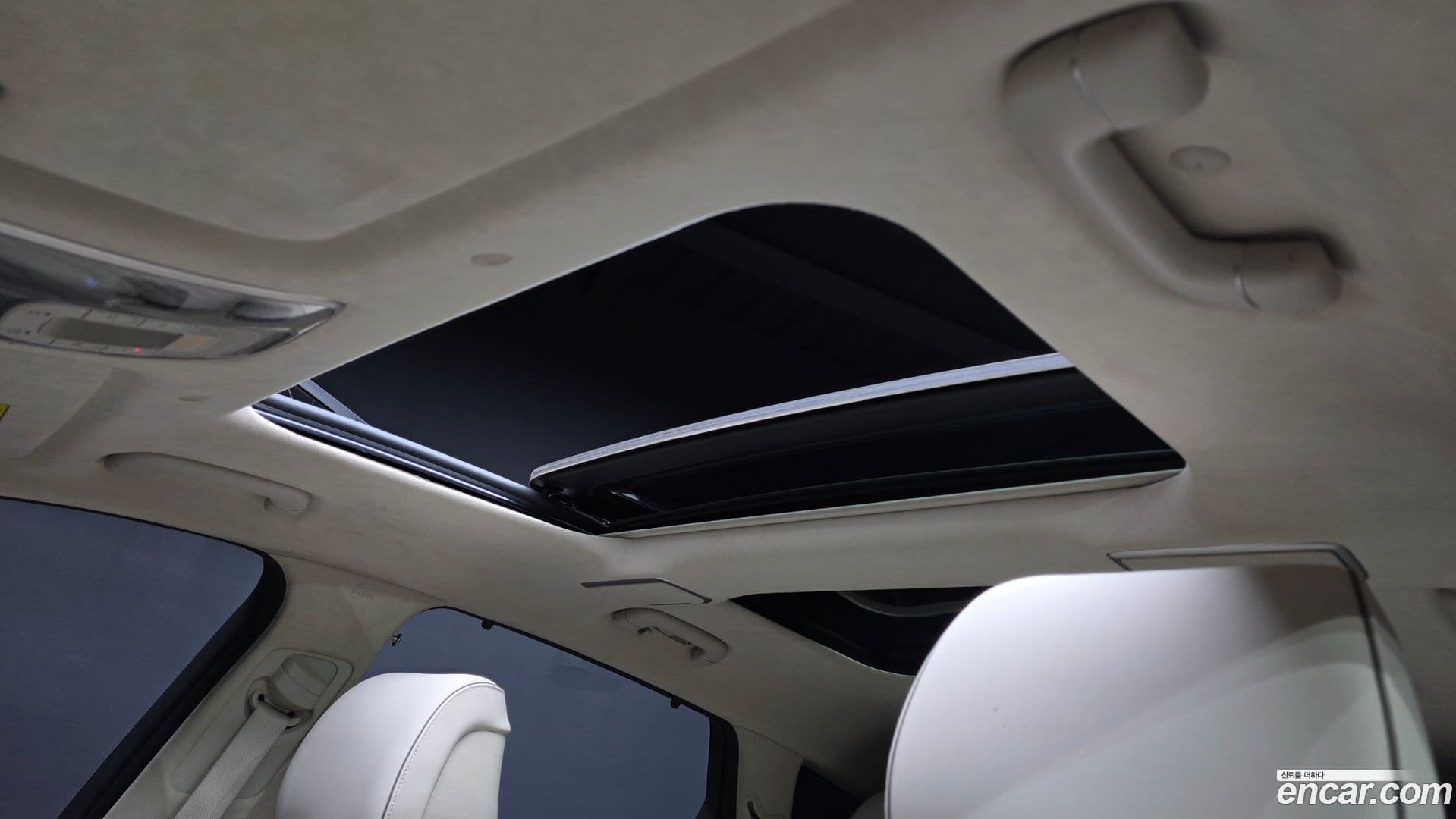 Main__Slider__Photo:GV80 Genesis 2021.4-18