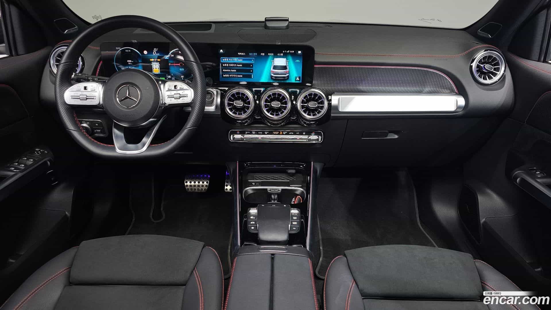 EQB Mercedes-Benz 2024.0-INNER-007