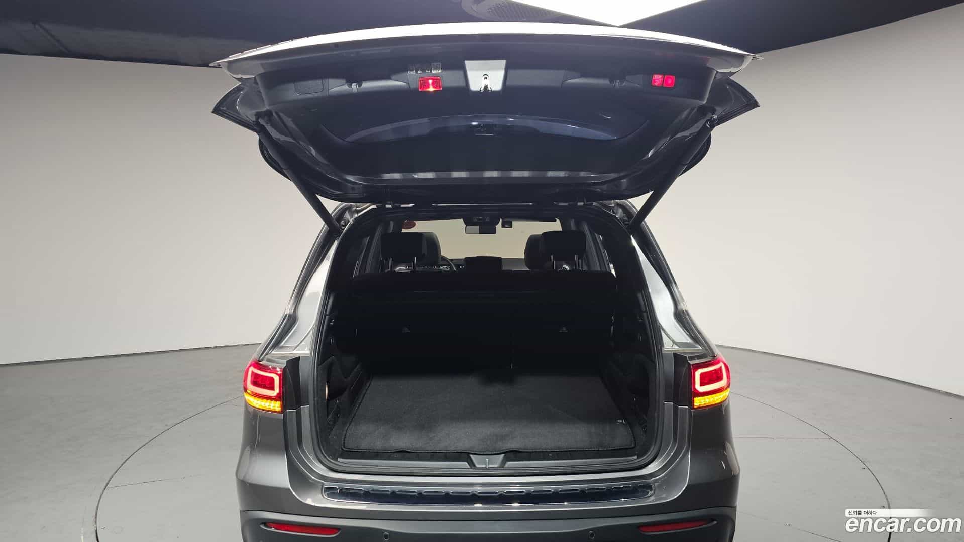 EQB Mercedes-Benz 2024.0-OPTION-024