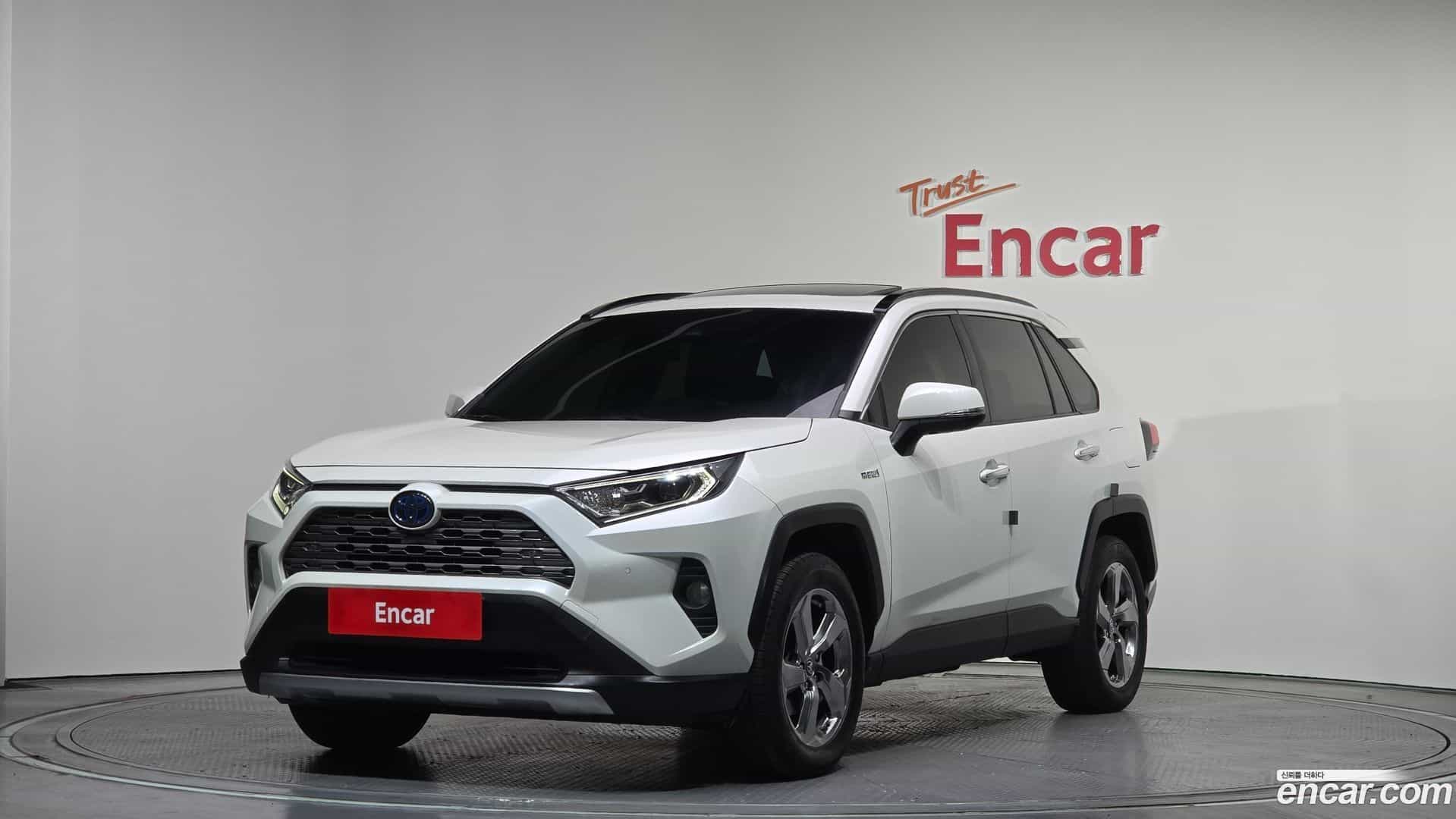 RAV4 Toyota 2020.1-OUTER-001