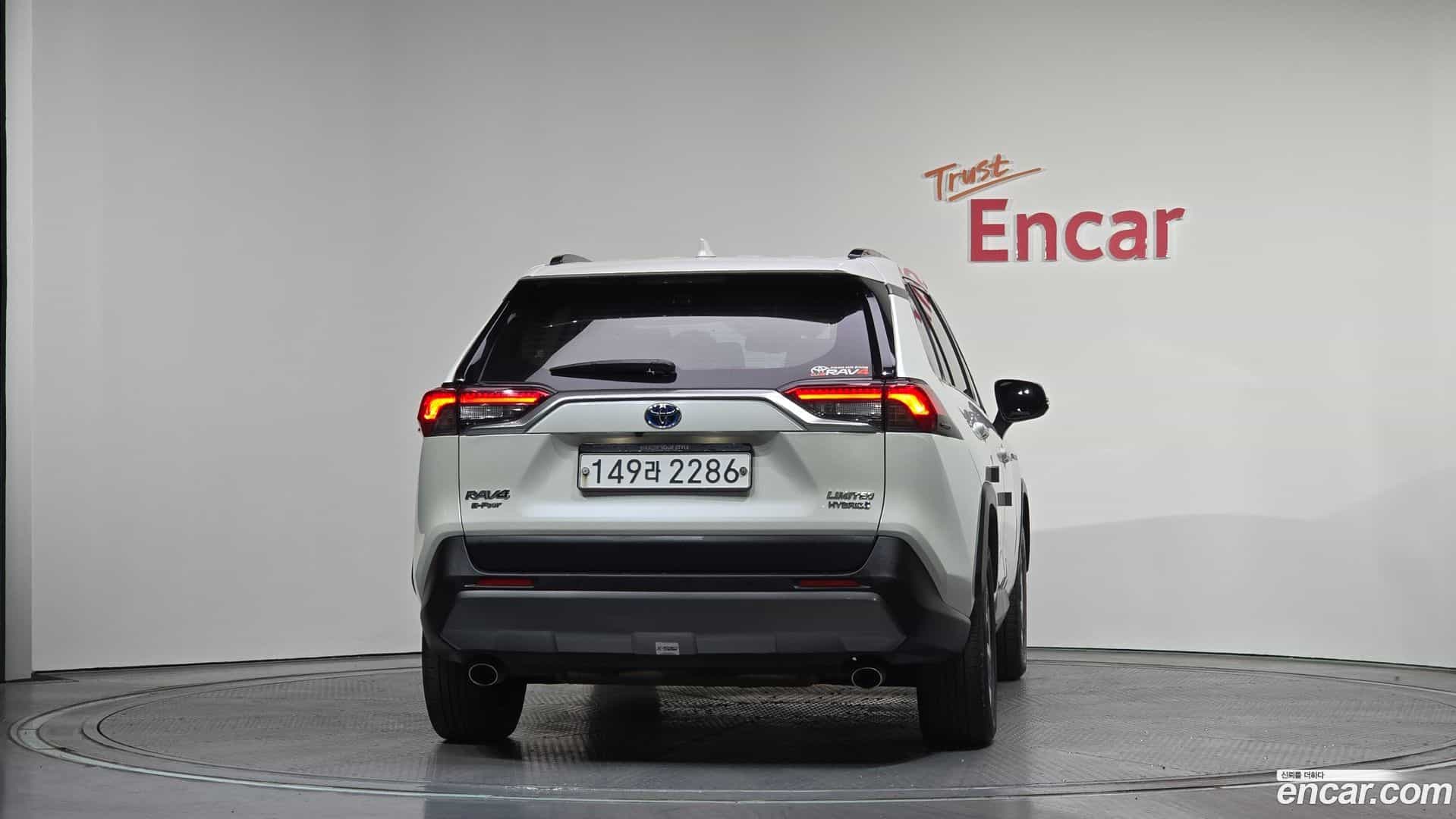 RAV4 Toyota 2020.1-OUTER-004