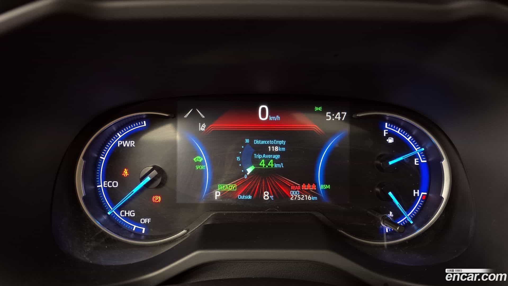 RAV4 Toyota 2020.1-INNER-008