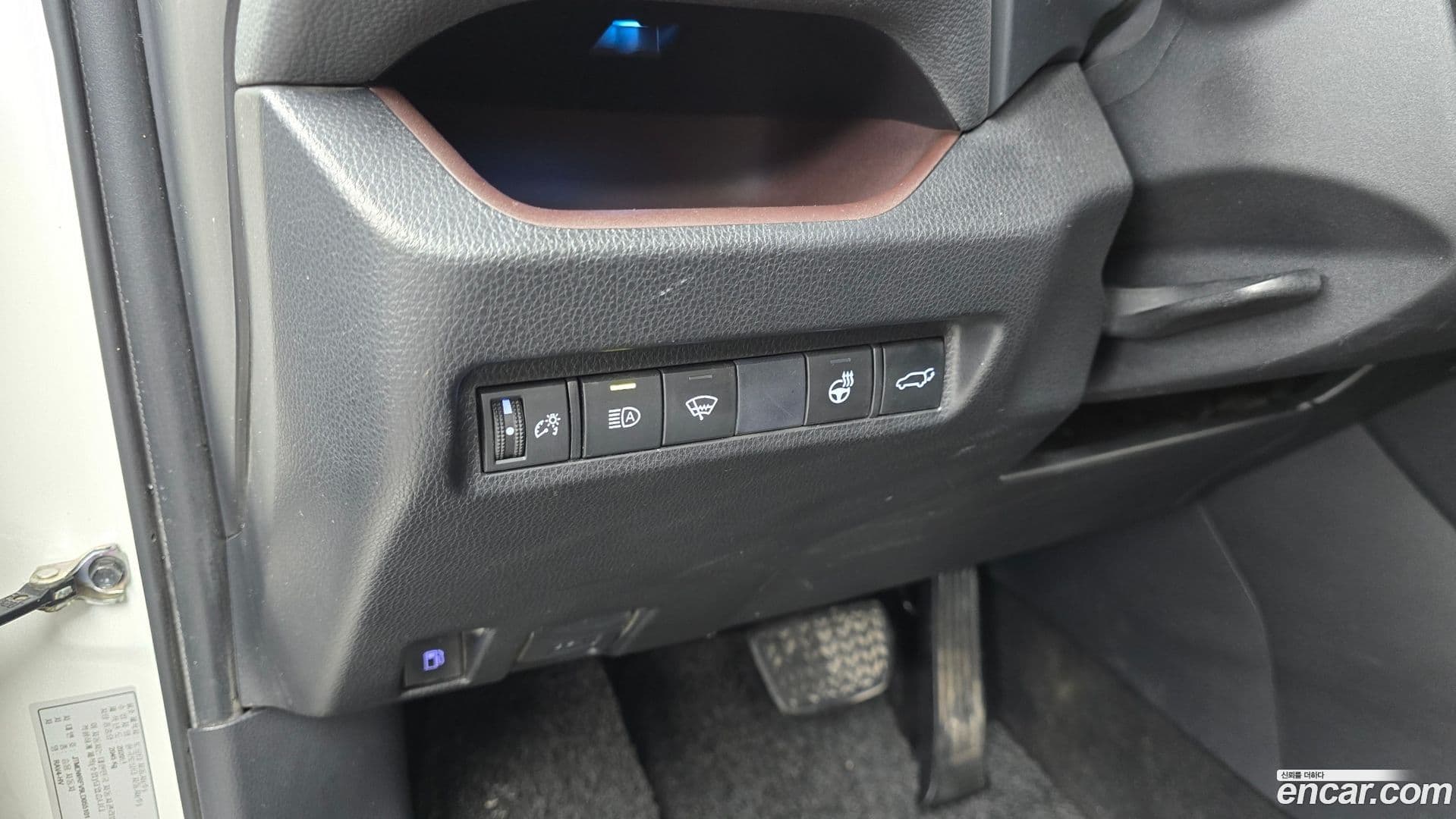 Main__Slider__Photo:RAV4 Toyota 2020.1-16