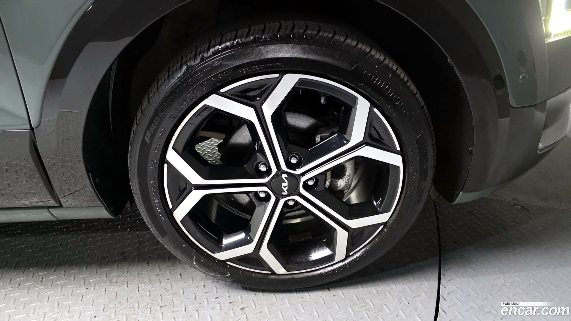 Main__Slider__Photo:Niro Kia 2022.3-4