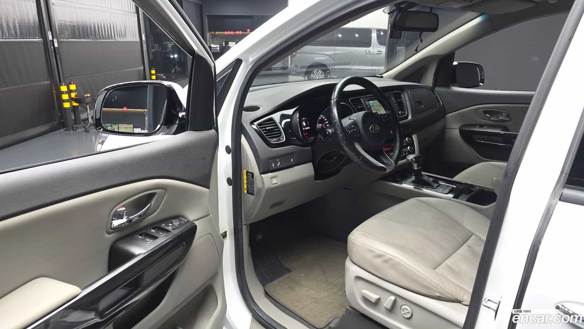 Canival Kia 2017.9-INNER-010