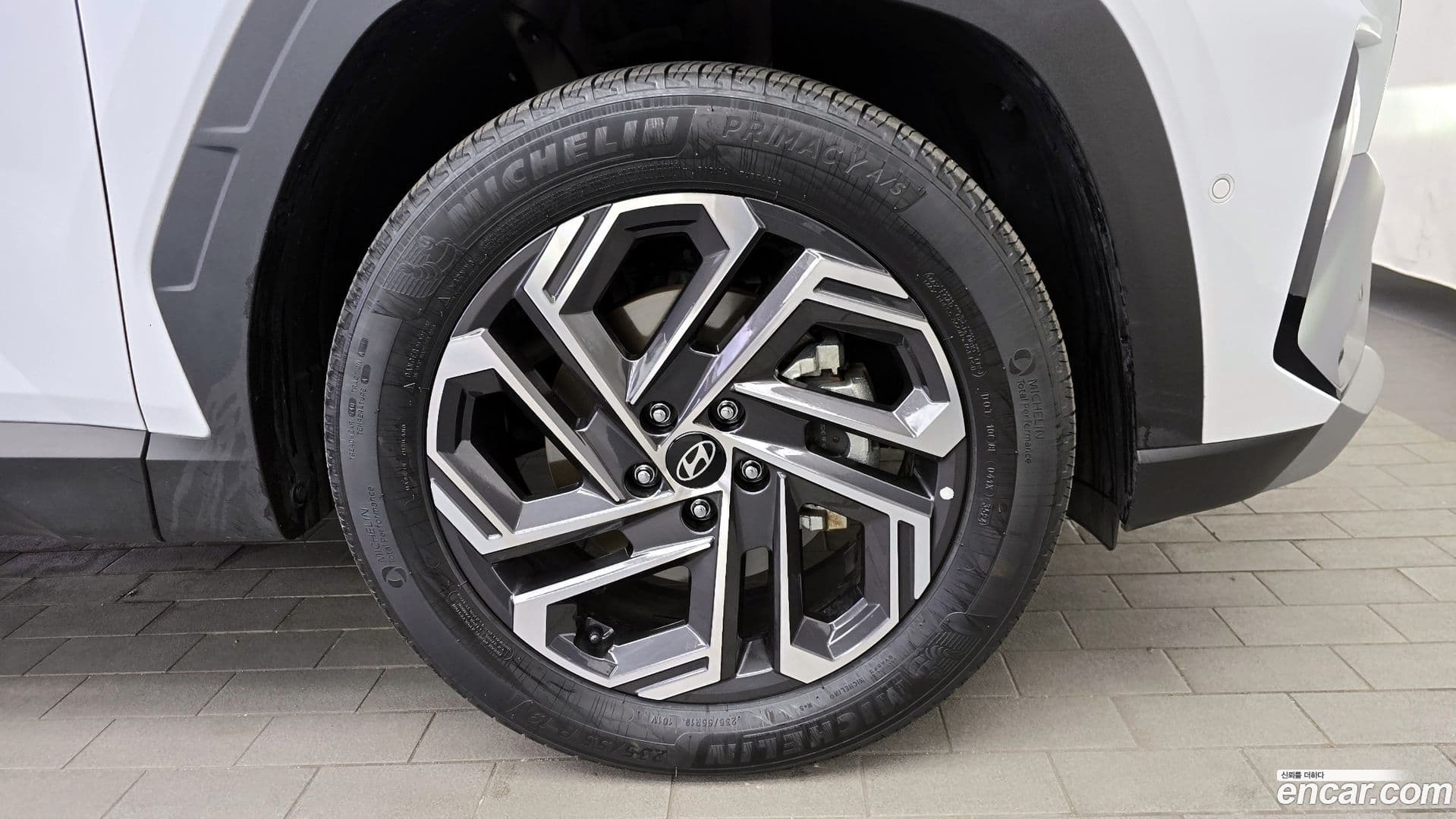 Main__Slider__Photo:Tucson Hyundai 2024.11-4