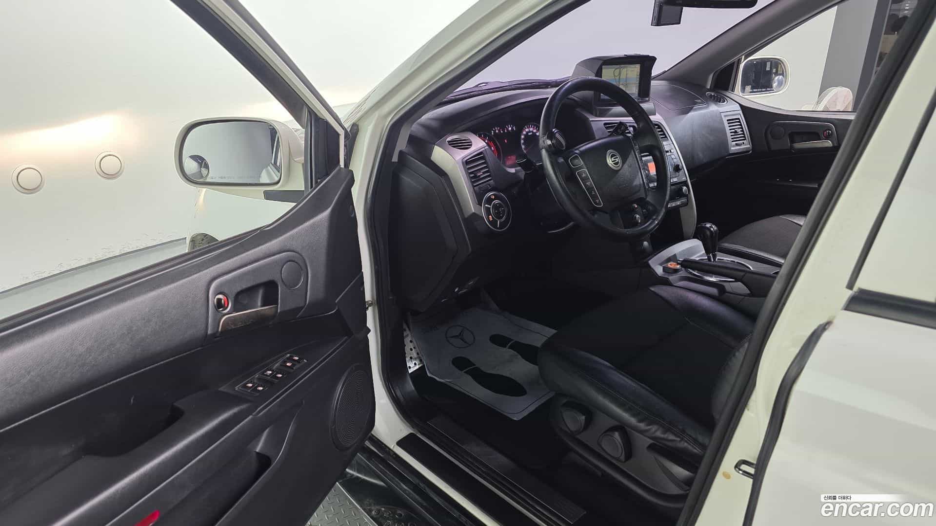 KORANDO KG_Mobility_Ssangyong 2013.9-OPTION-015