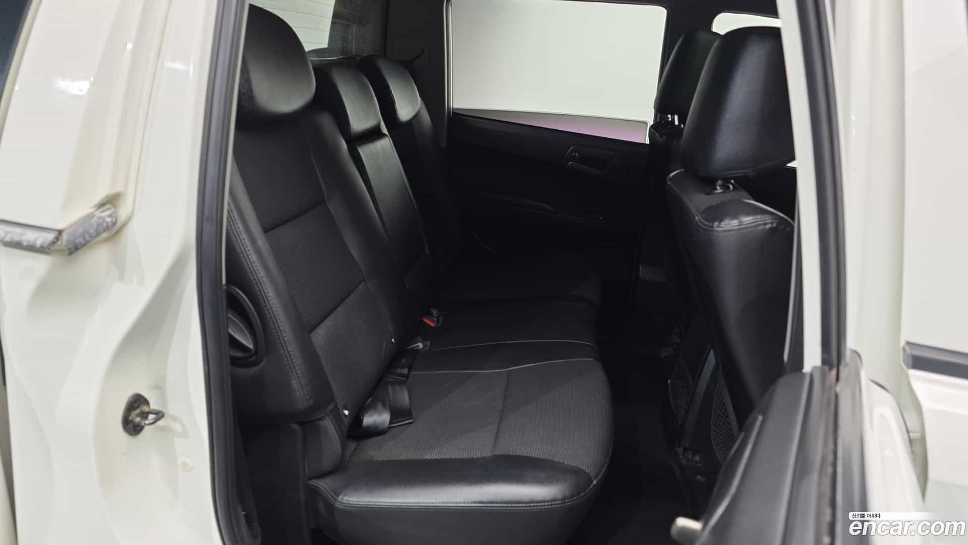 KORANDO KG_Mobility_Ssangyong 2013.9-OPTION-016