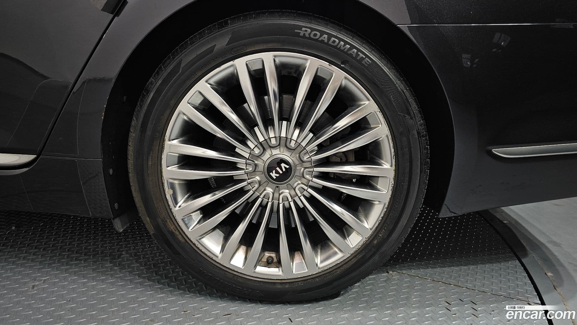 Main__Slider__Photo:K9 Kia 2018.4-4