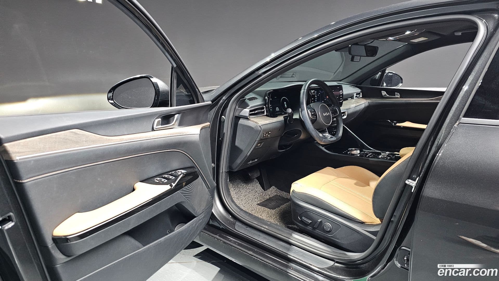 Main__Slider__Photo:K5 Kia 2023.1-9