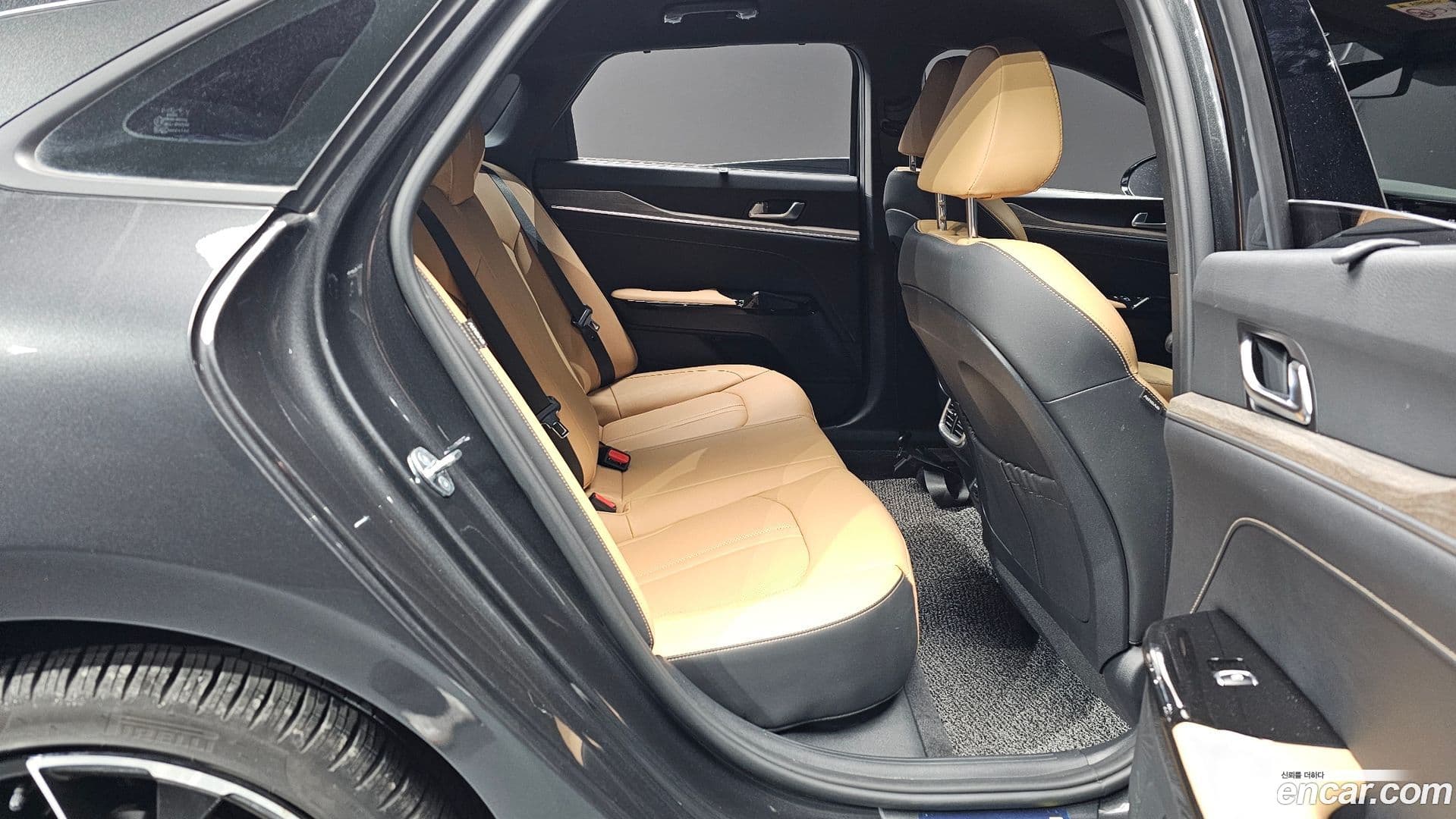 Main__Slider__Photo:K5 Kia 2023.1-11