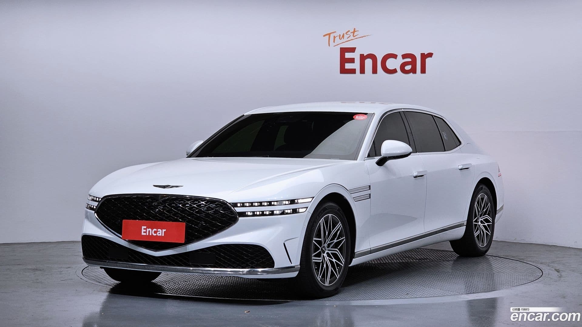 Main__Slider__Photo:G90 Genesis 2022.3-0