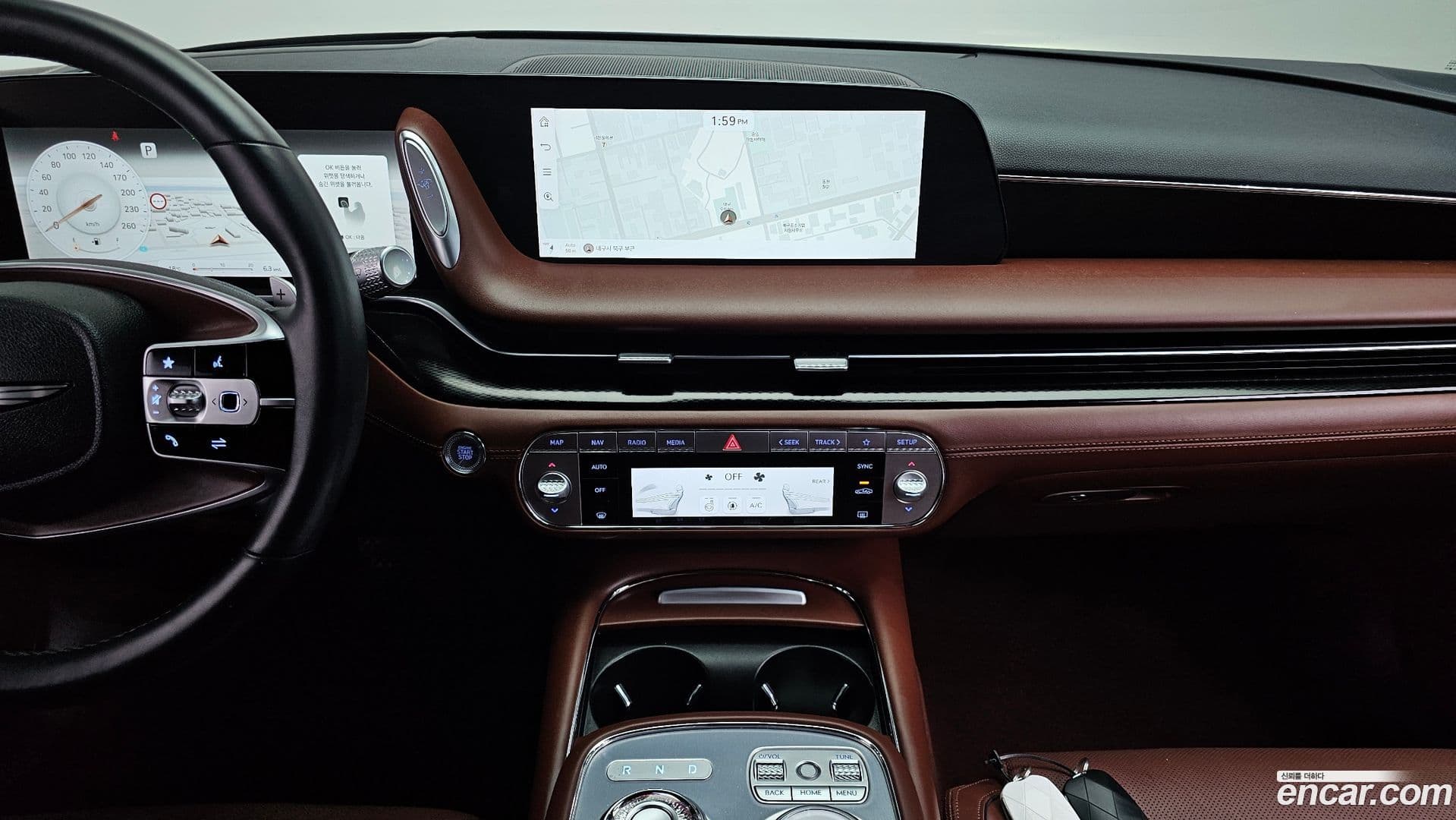 Main__Slider__Photo:G90 Genesis 2022.3-15