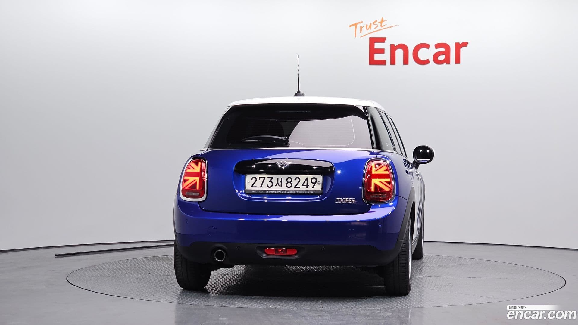 Main__Slider__Photo:Cooper Mini 2019.7-3