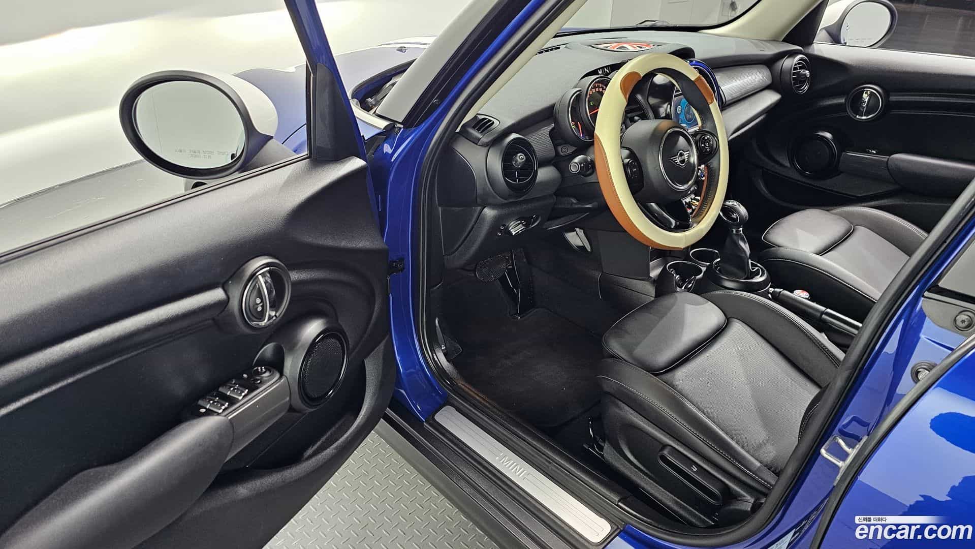 Cooper Mini 2019.7-OPTION-015