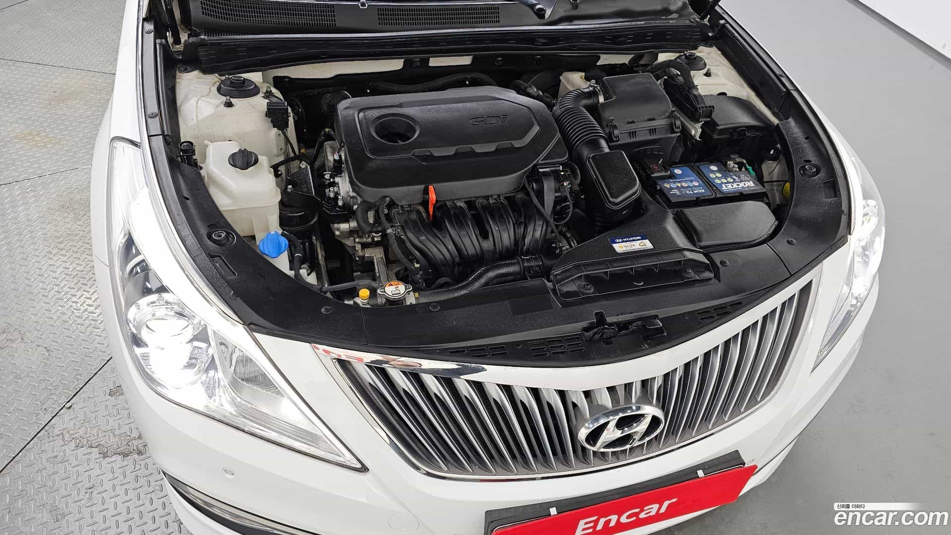 Grandeur Hyundai 2014.11-OUTER-006