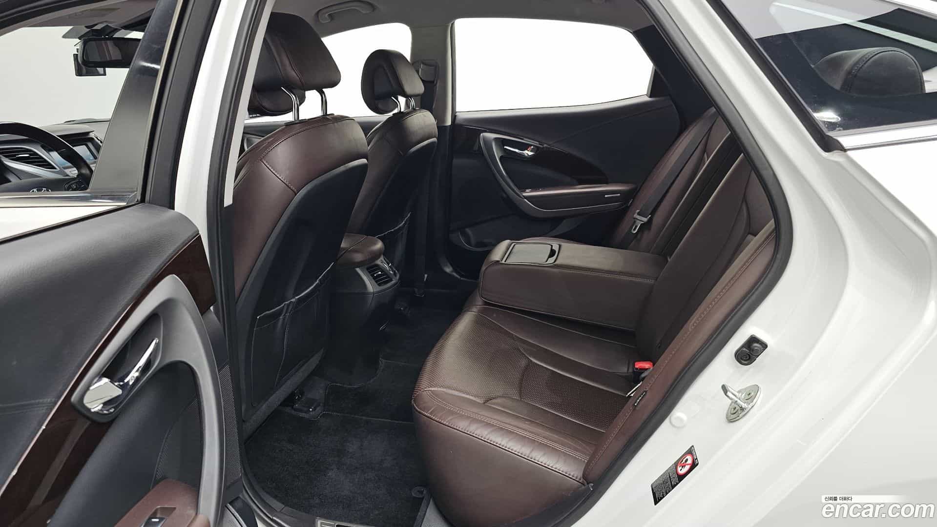 Grandeur Hyundai 2014.11-OPTION-016