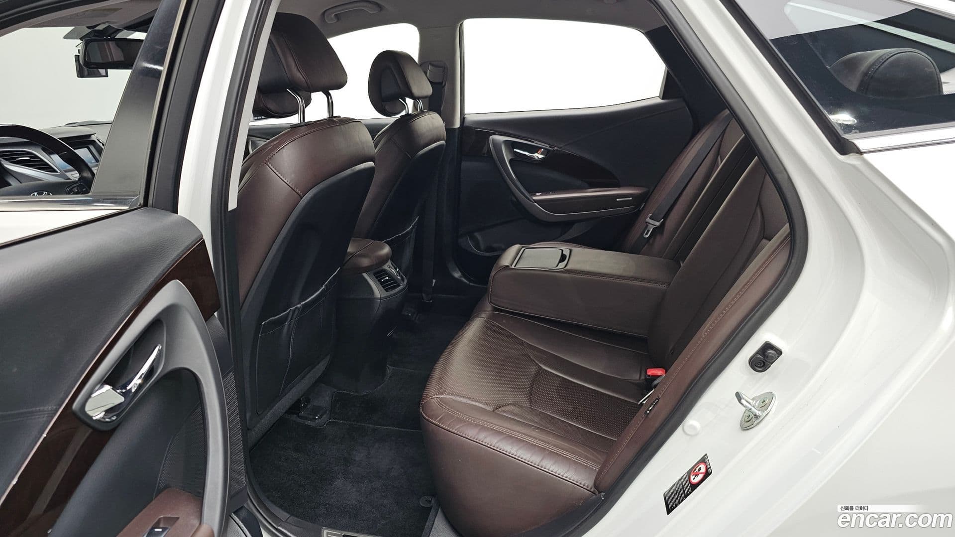 Main__Slider__Photo:Grandeur Hyundai 2014.11-11