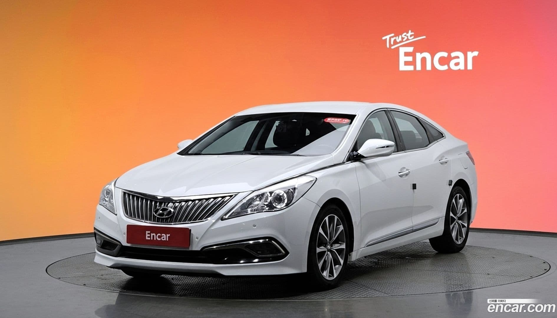 Main__Slider__Photo:Grandeur Hyundai 2014.11-0