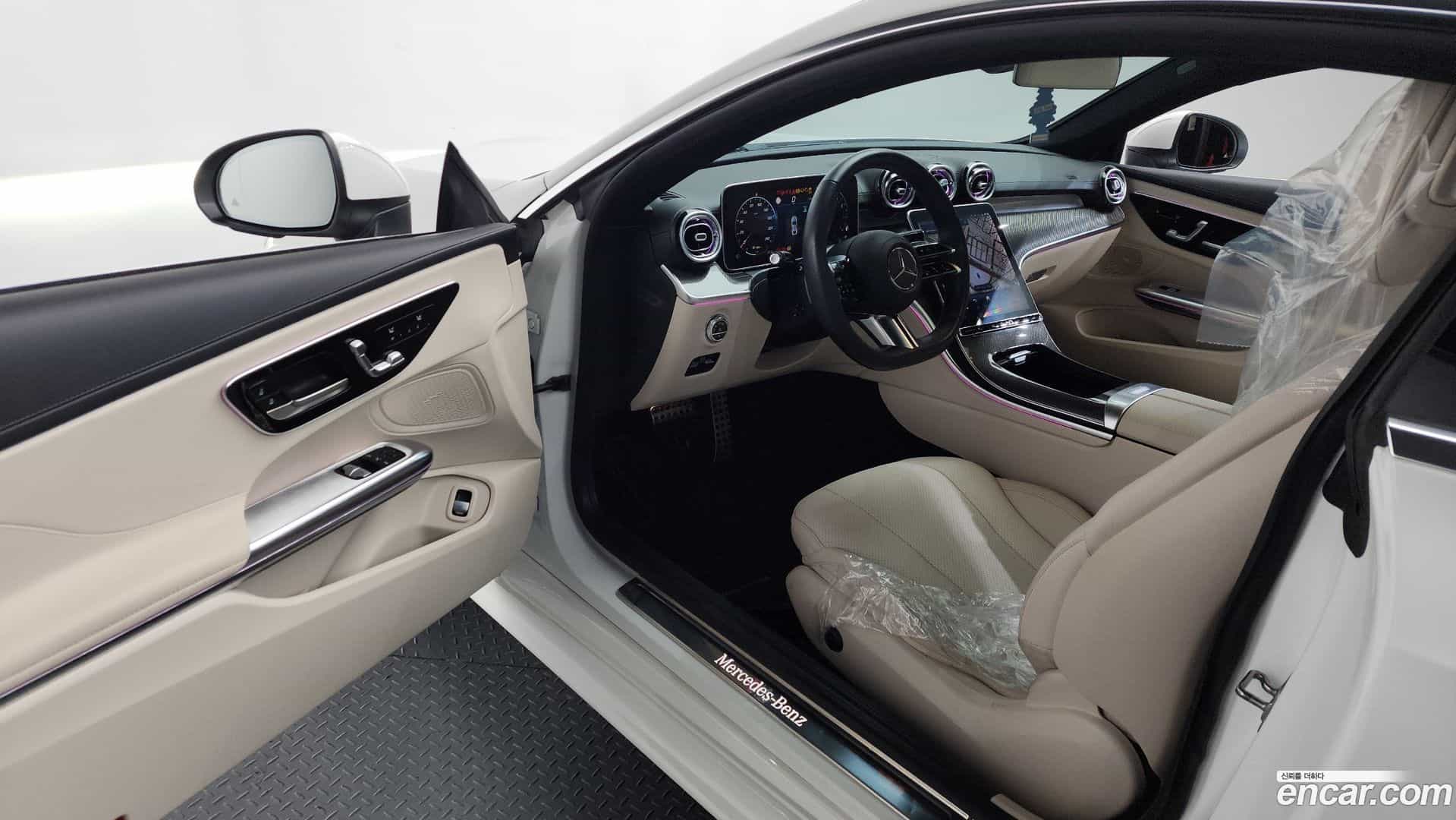 CLE-Class Mercedes-Benz 2024.4-INNER-010