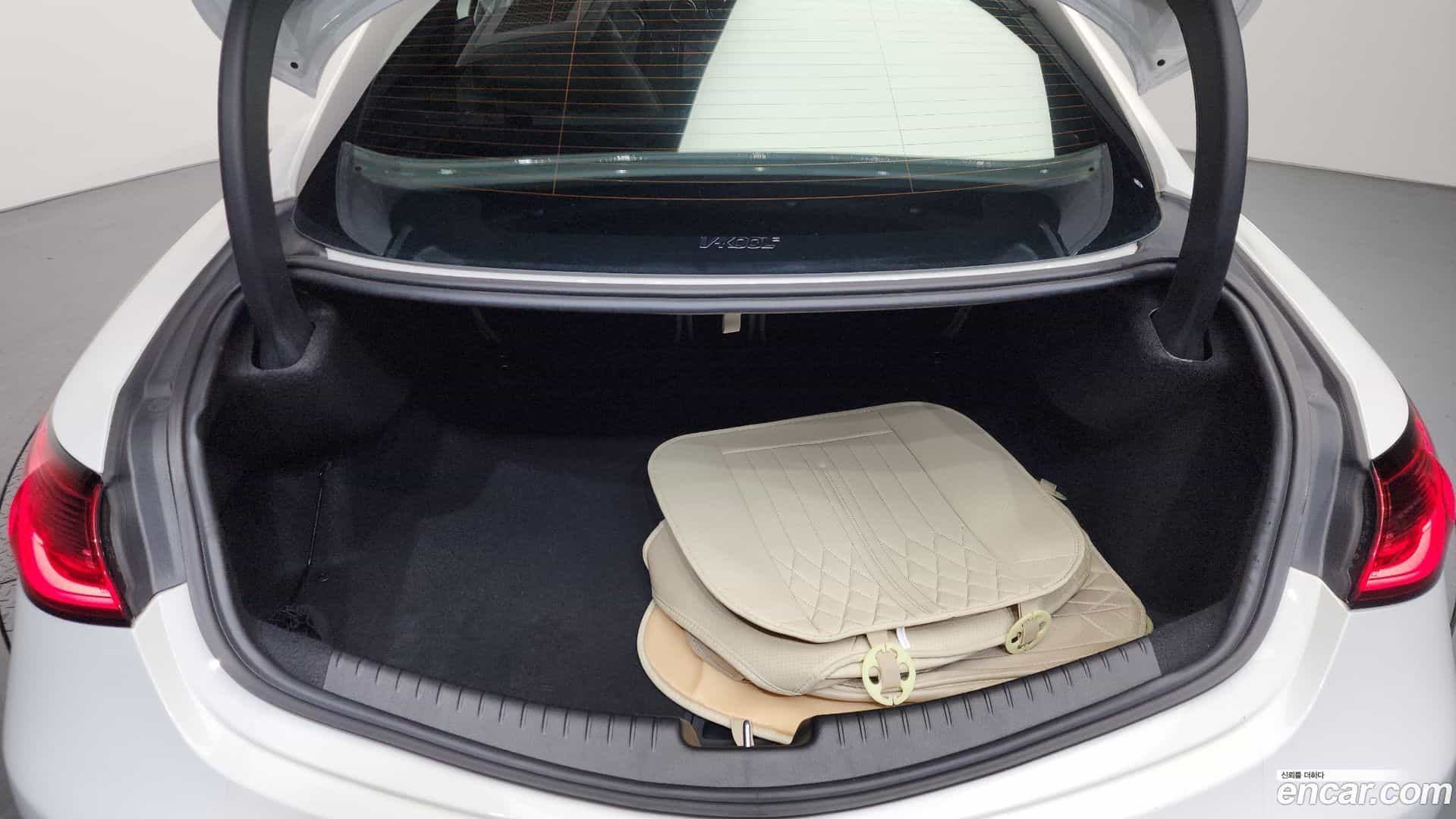 CLE-Class Mercedes-Benz 2024.4-OPTION-024