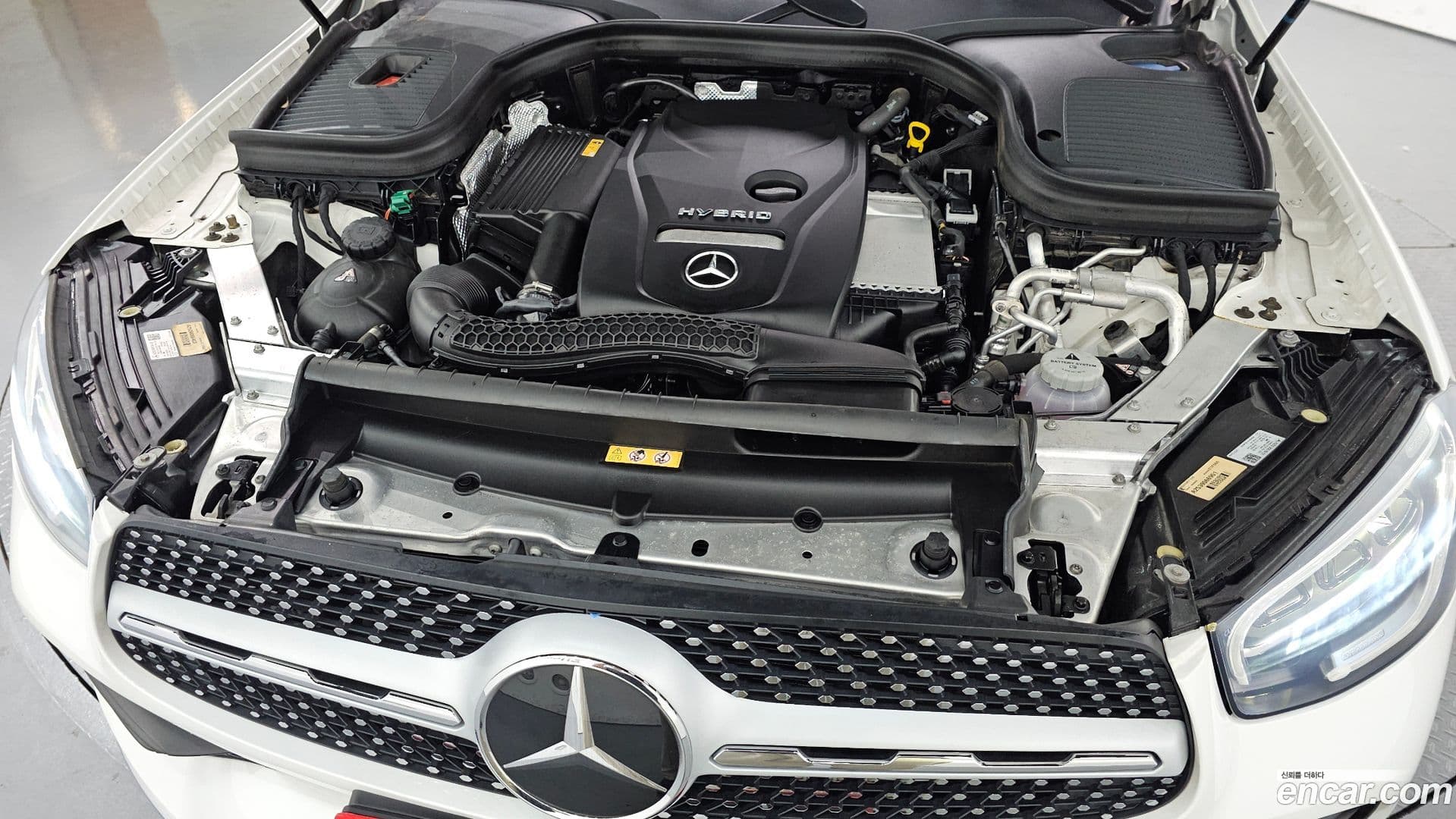 Main__Slider__Photo:GLC-Class Mercedes-Benz 2022.6-5