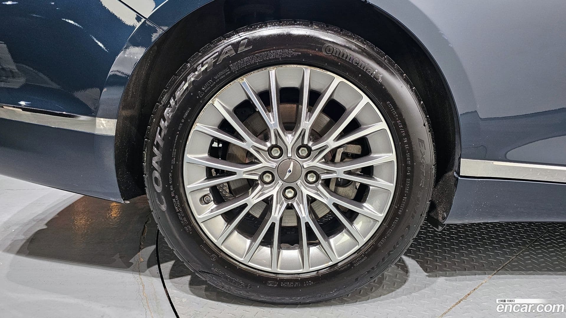 Main__Slider__Photo:G80 Genesis 2020.3-4