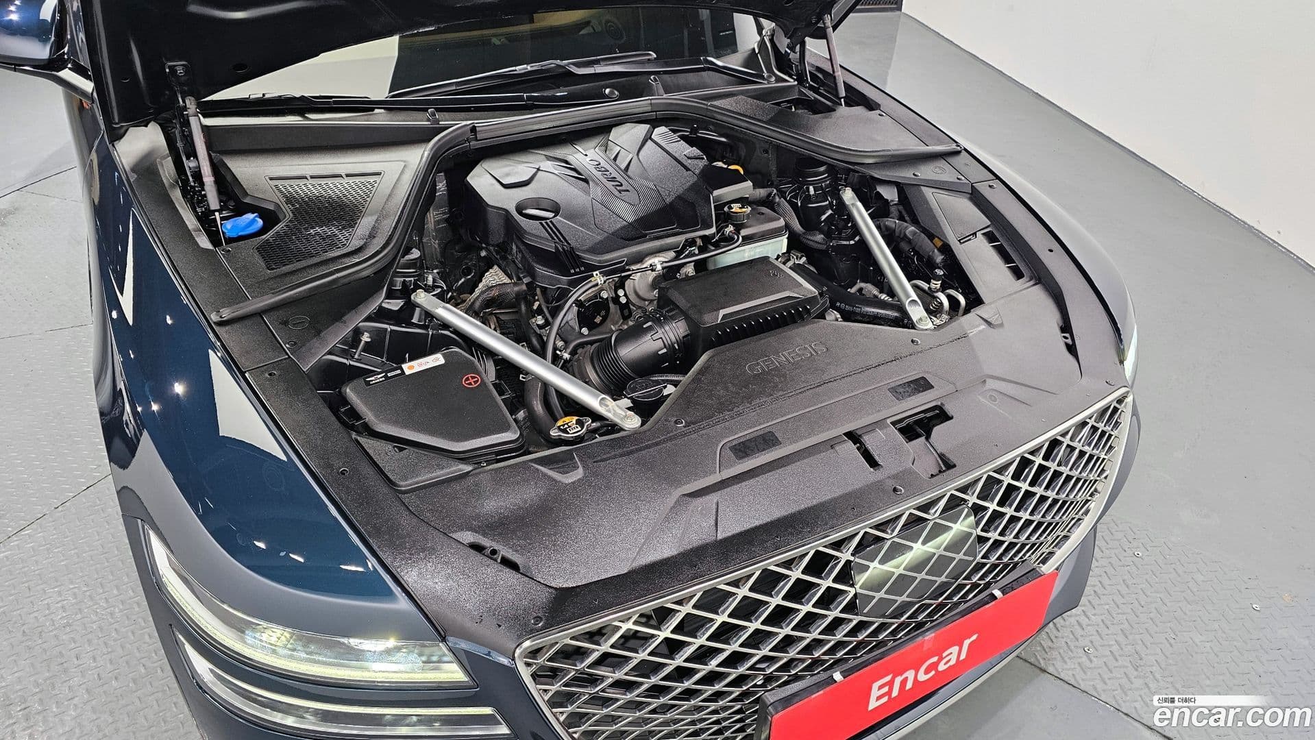 Main__Slider__Photo:G80 Genesis 2020.3-5