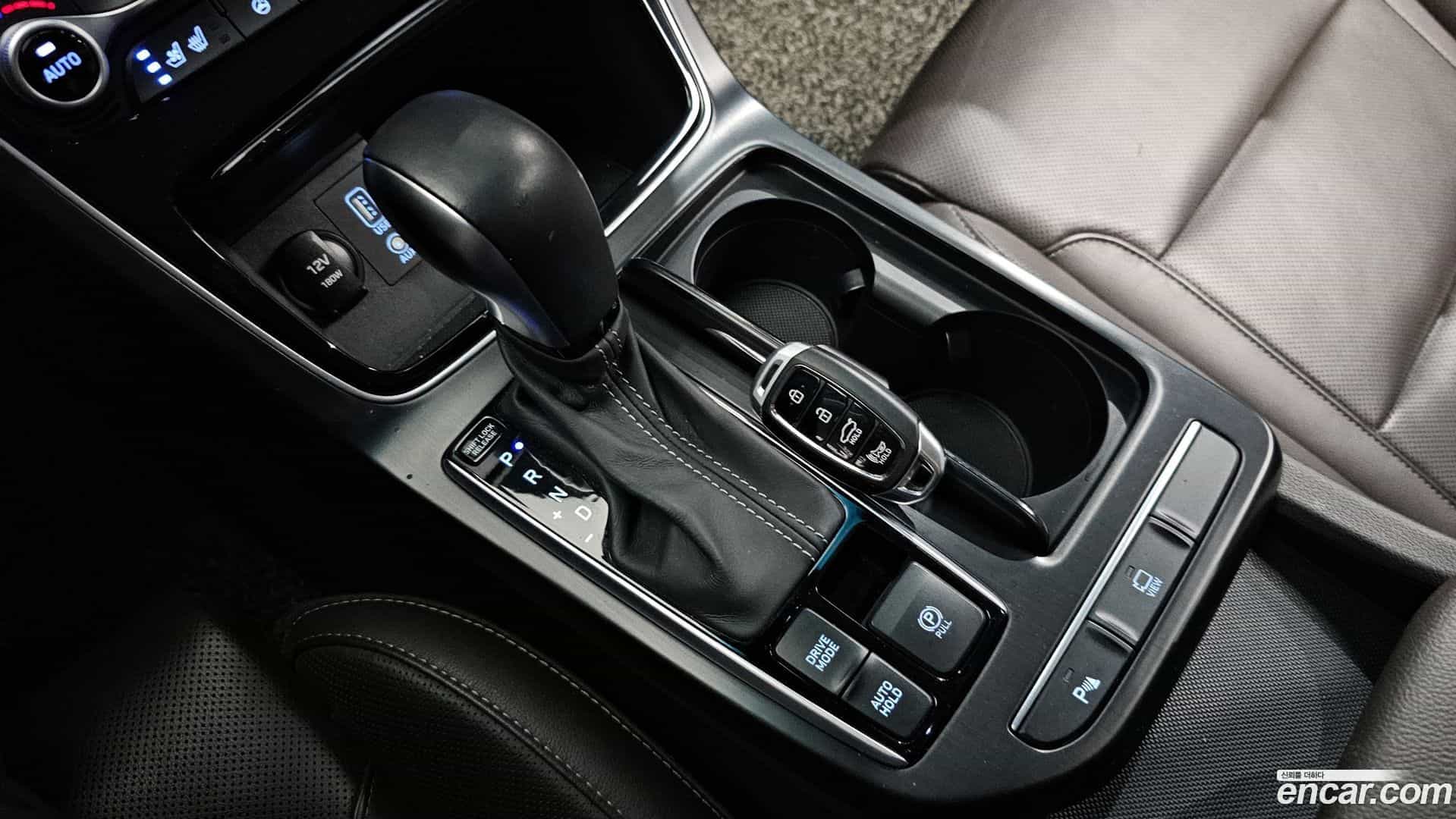 Grandeur Hyundai 2018.4-INNER-009