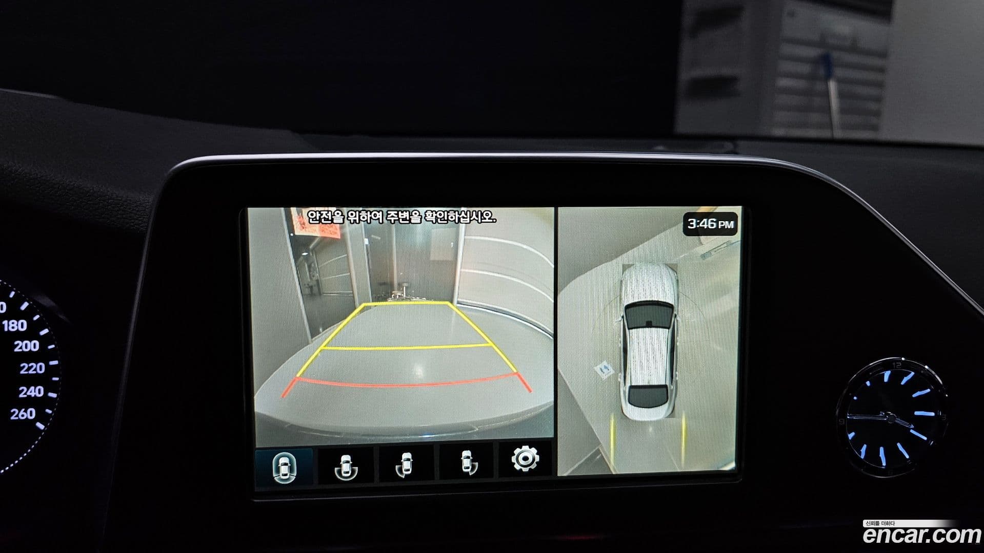 Main__Slider__Photo:Grandeur Hyundai 2018.4-14