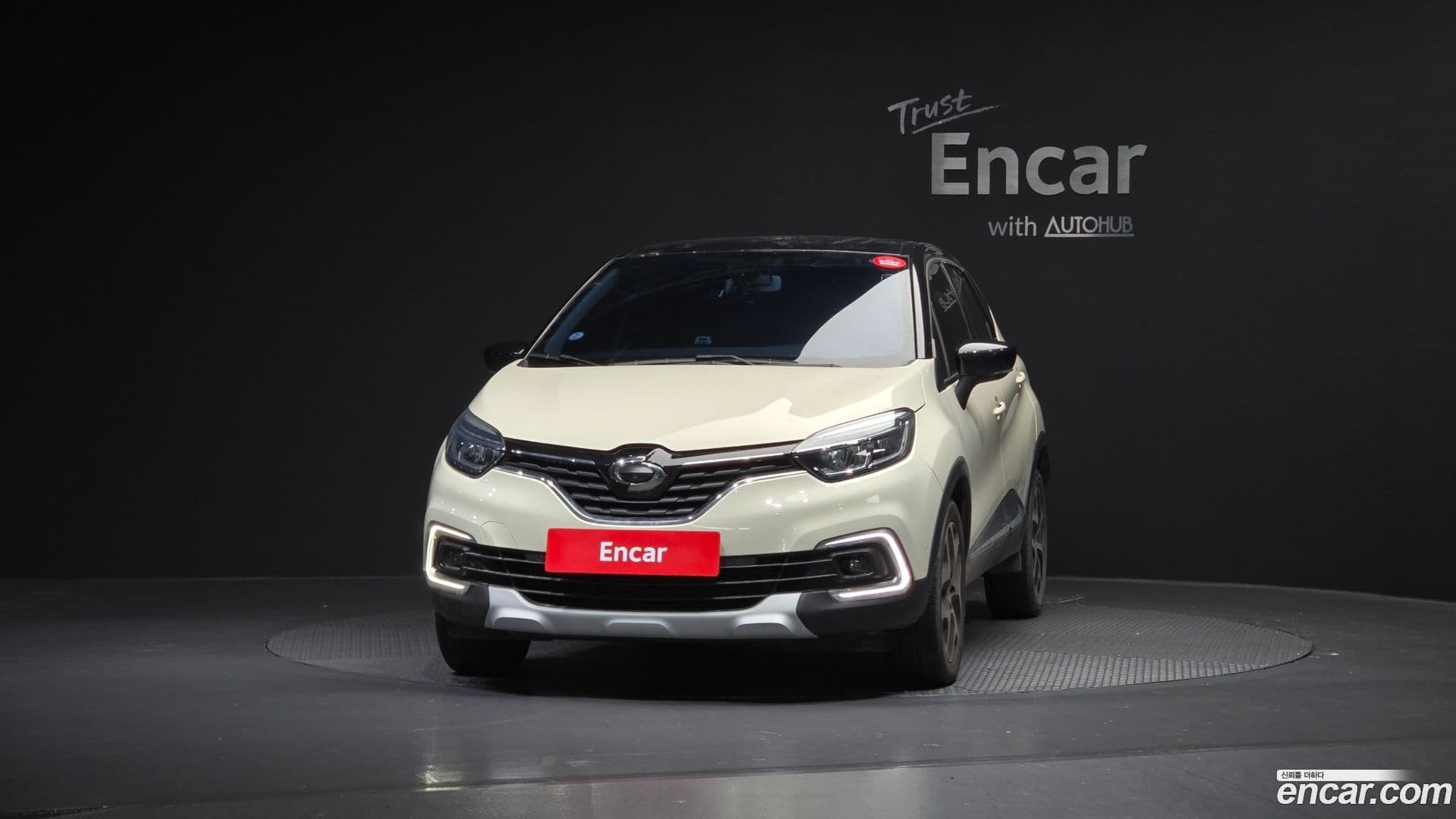 Main__Slider__Photo:QM3 Renault-KoreaSamsung 2017.9-2