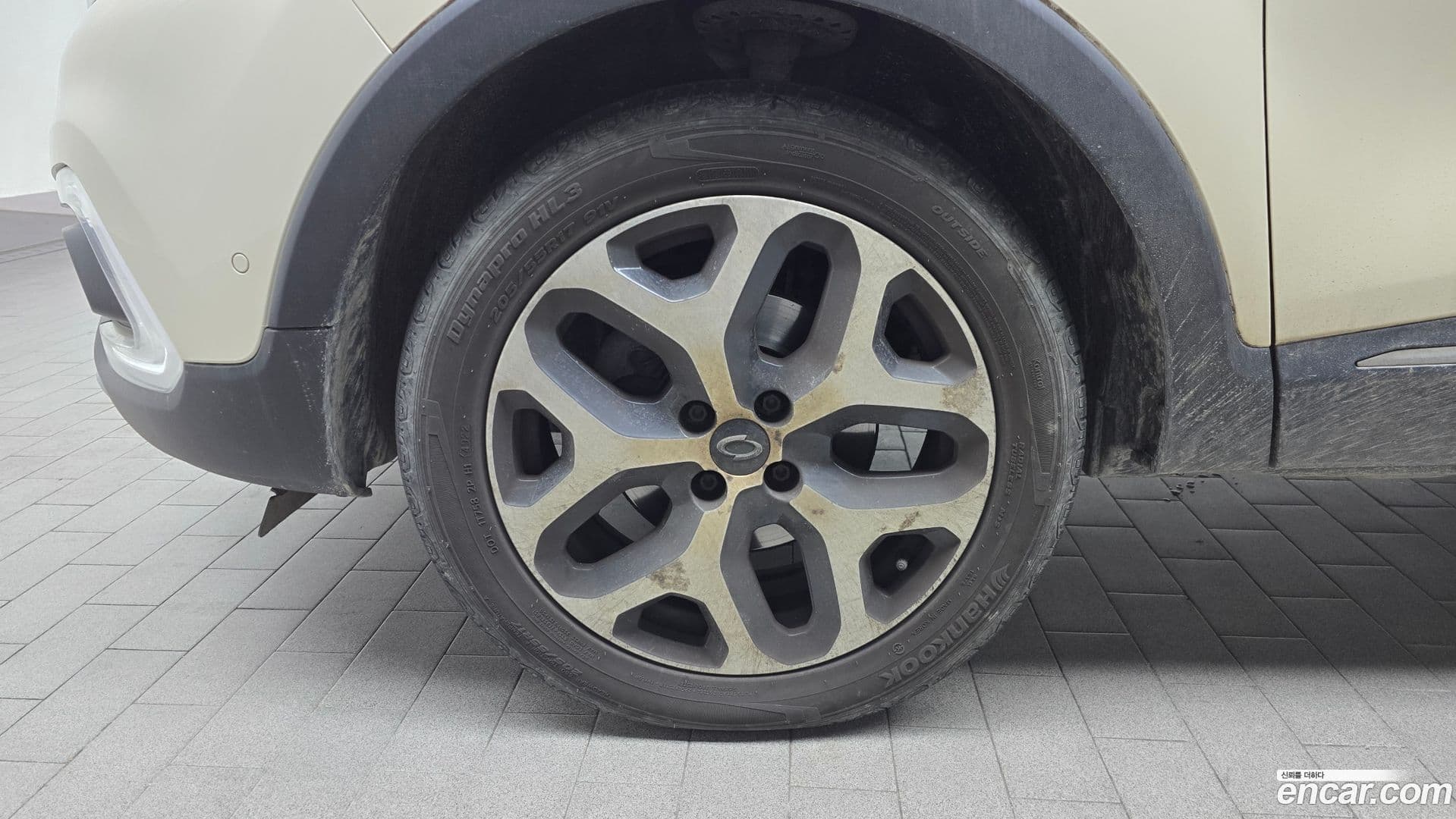 Main__Slider__Photo:QM3 Renault-KoreaSamsung 2017.9-4