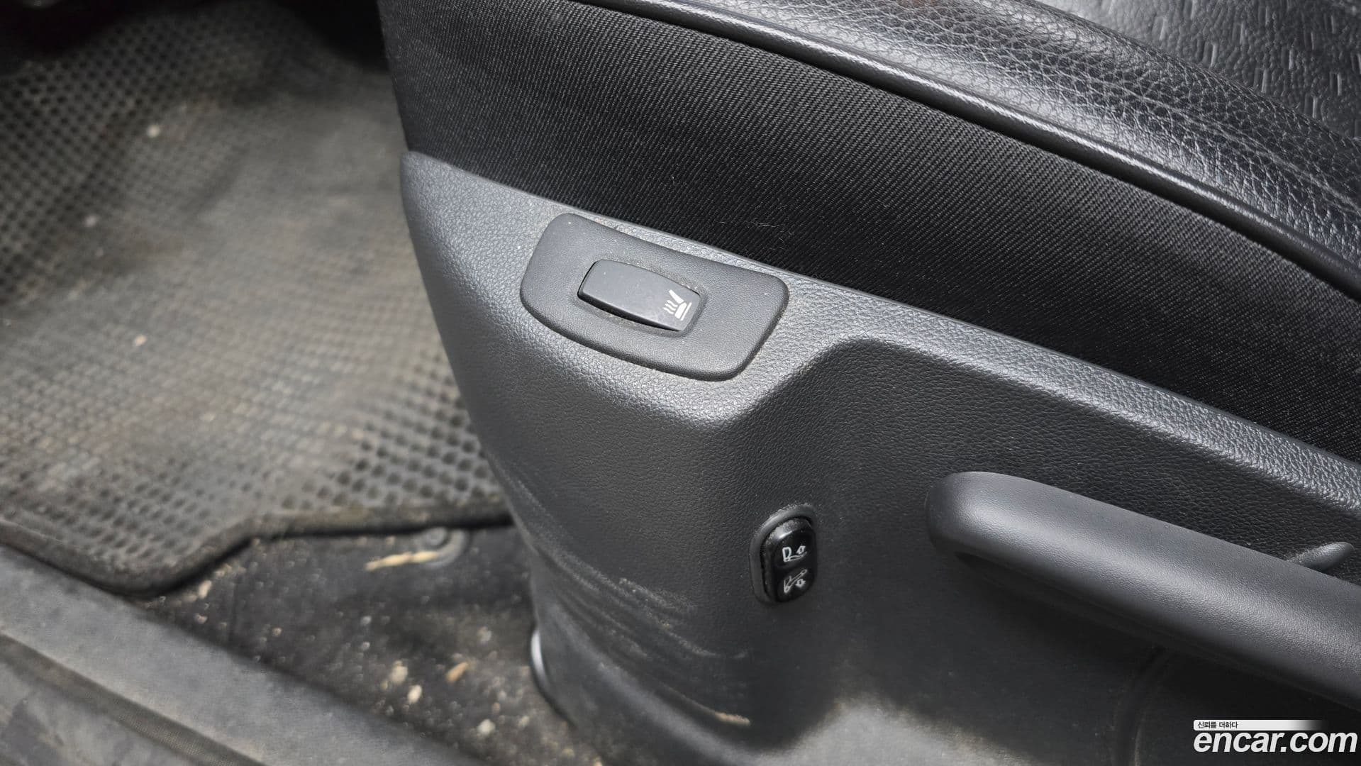 Main__Slider__Photo:QM3 Renault-KoreaSamsung 2017.9-17