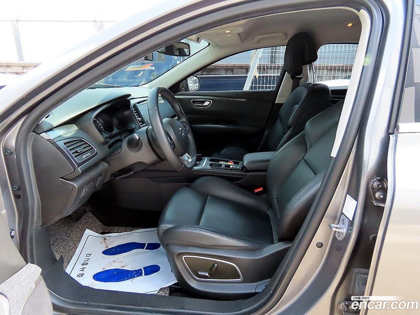 Main__Slider__Photo:SM6 Renault-KoreaSamsung 2017.5-4