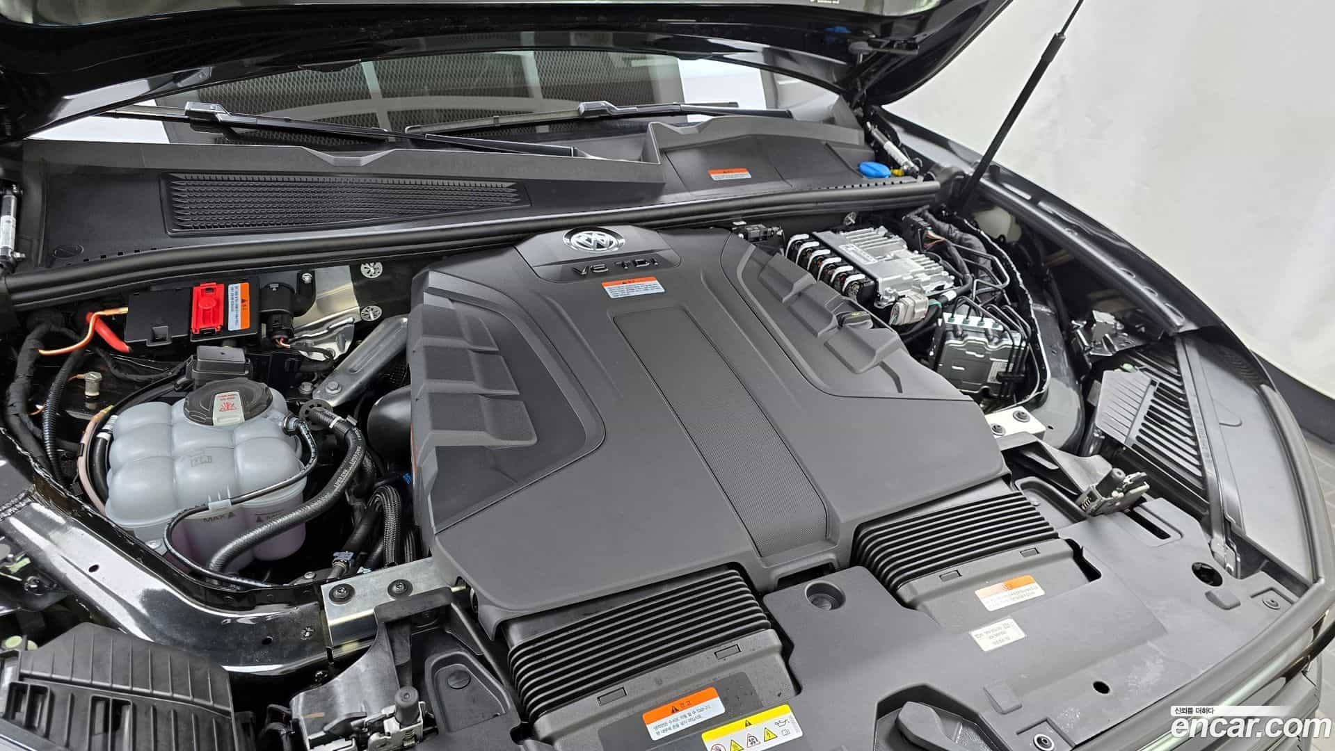 Touareg Volkswagen 2023.11-OUTER-006