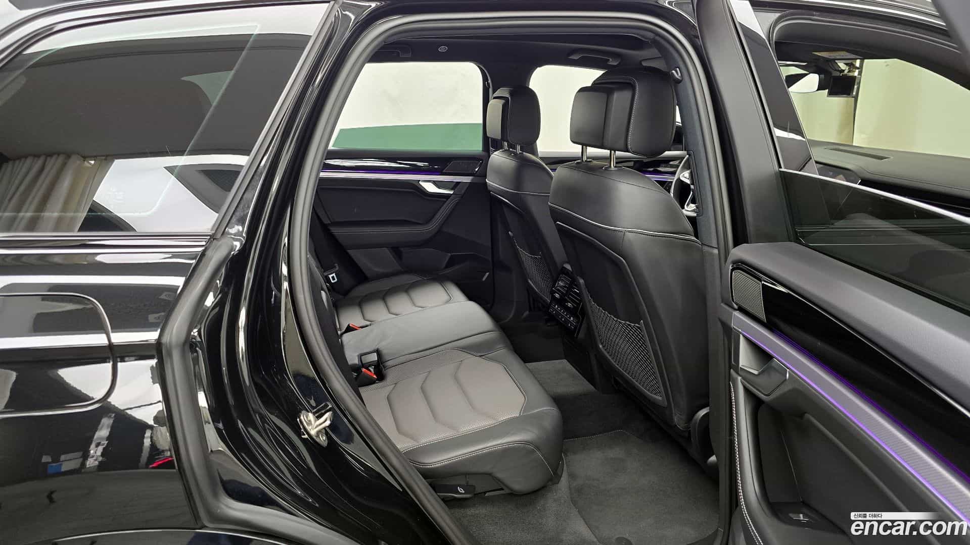 Touareg Volkswagen 2023.11-OPTION-016