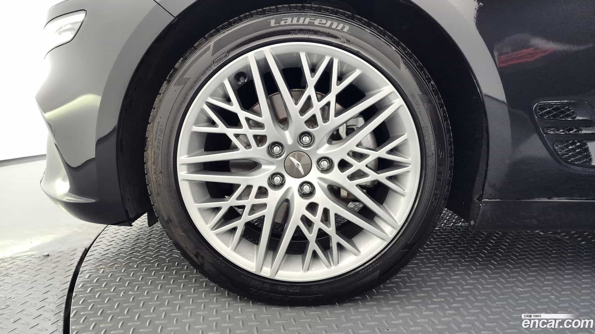 G70 Genesis 2021.2-OUTER-005