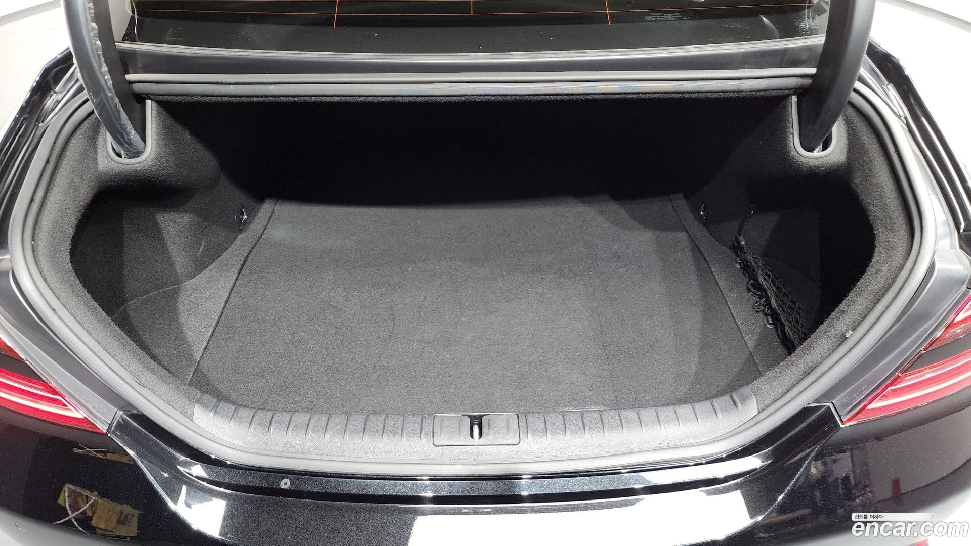 Main__Slider__Photo:G70 Genesis 2021.2-19