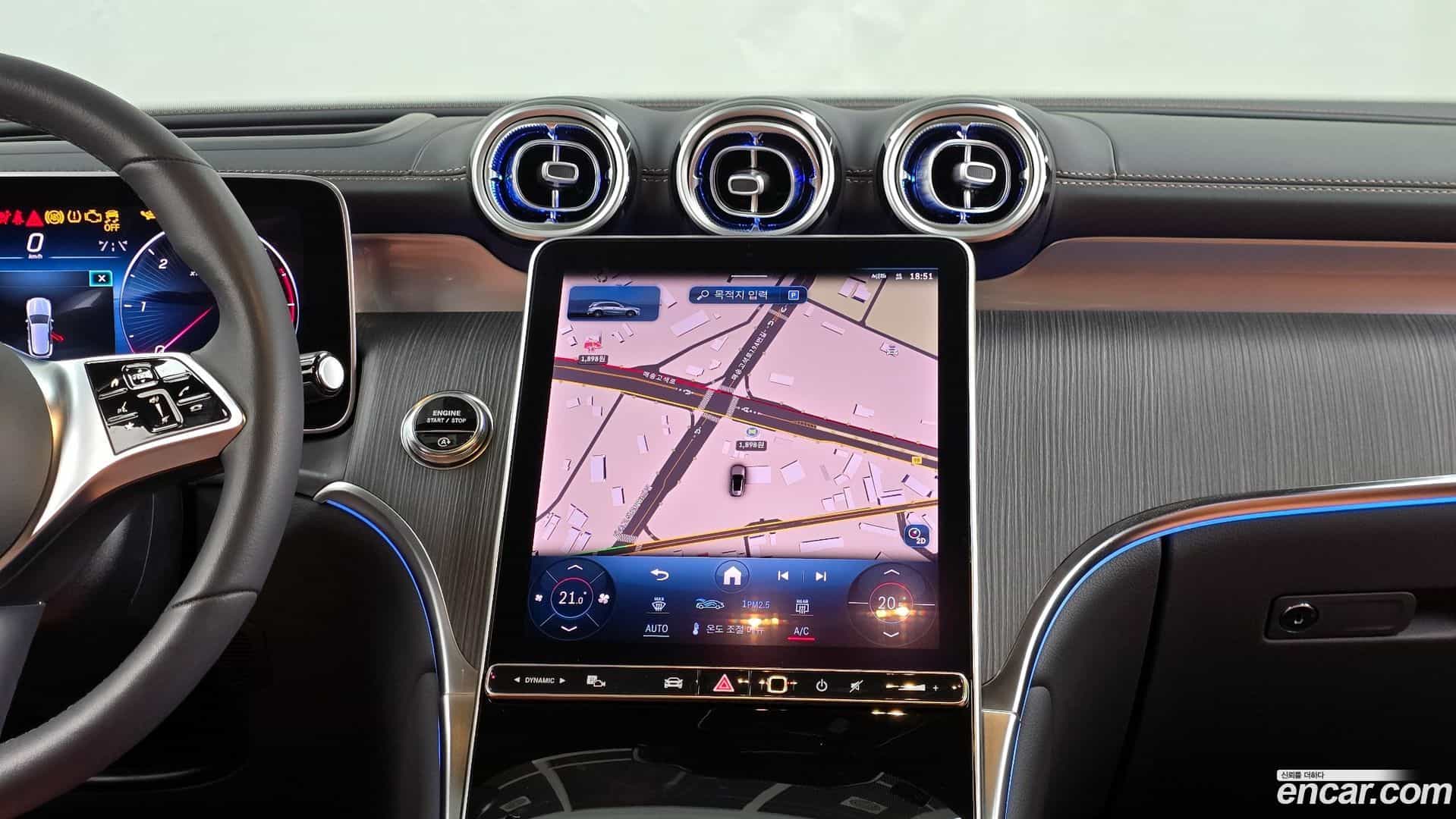 GLC-Class Mercedes-Benz 2024.4-OPTION-018