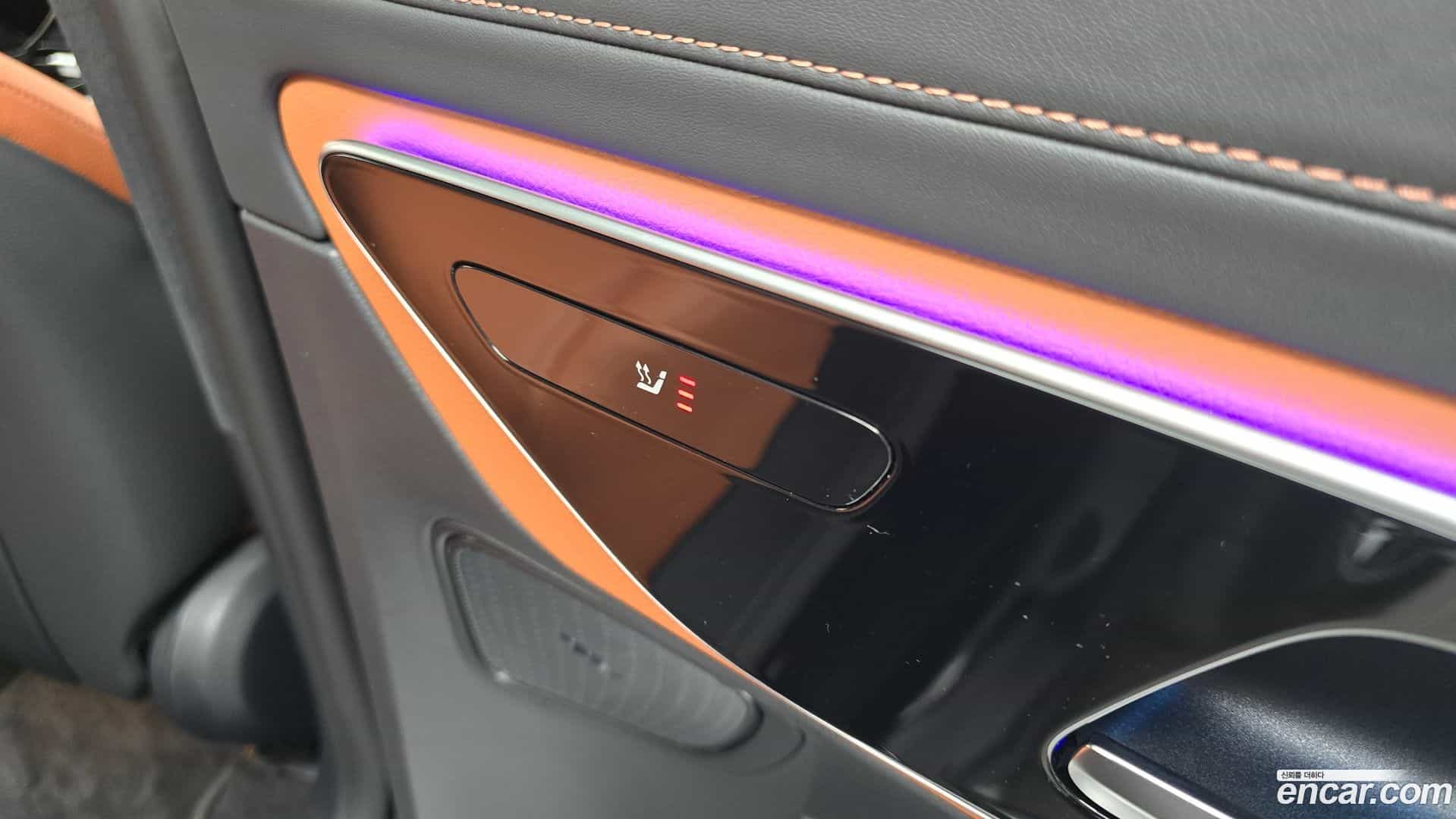 GLC-Class Mercedes-Benz 2024.4-OPTION-023