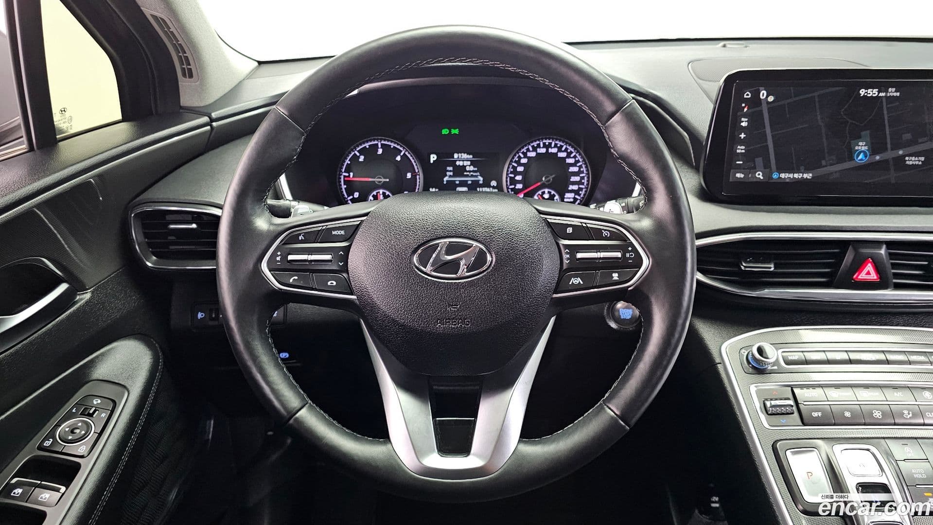 Main__Slider__Photo:Santafe Hyundai 2022.11-12