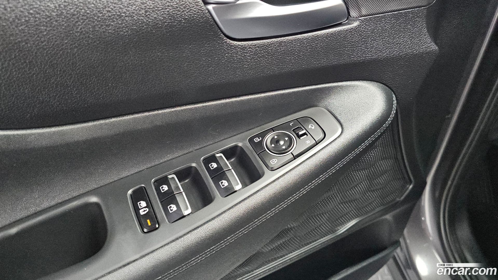 Main__Slider__Photo:Santafe Hyundai 2022.11-18