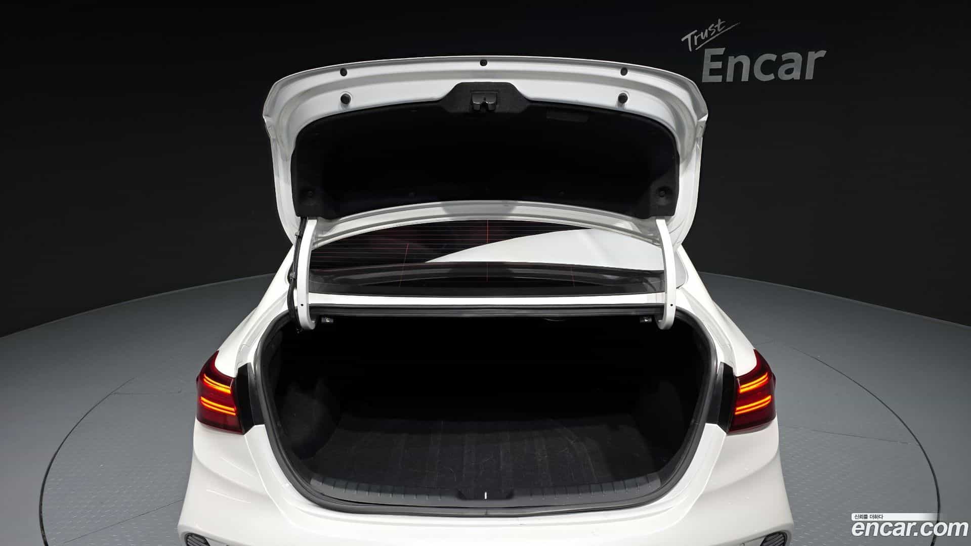 K3 Kia 2022.5-OPTION-024