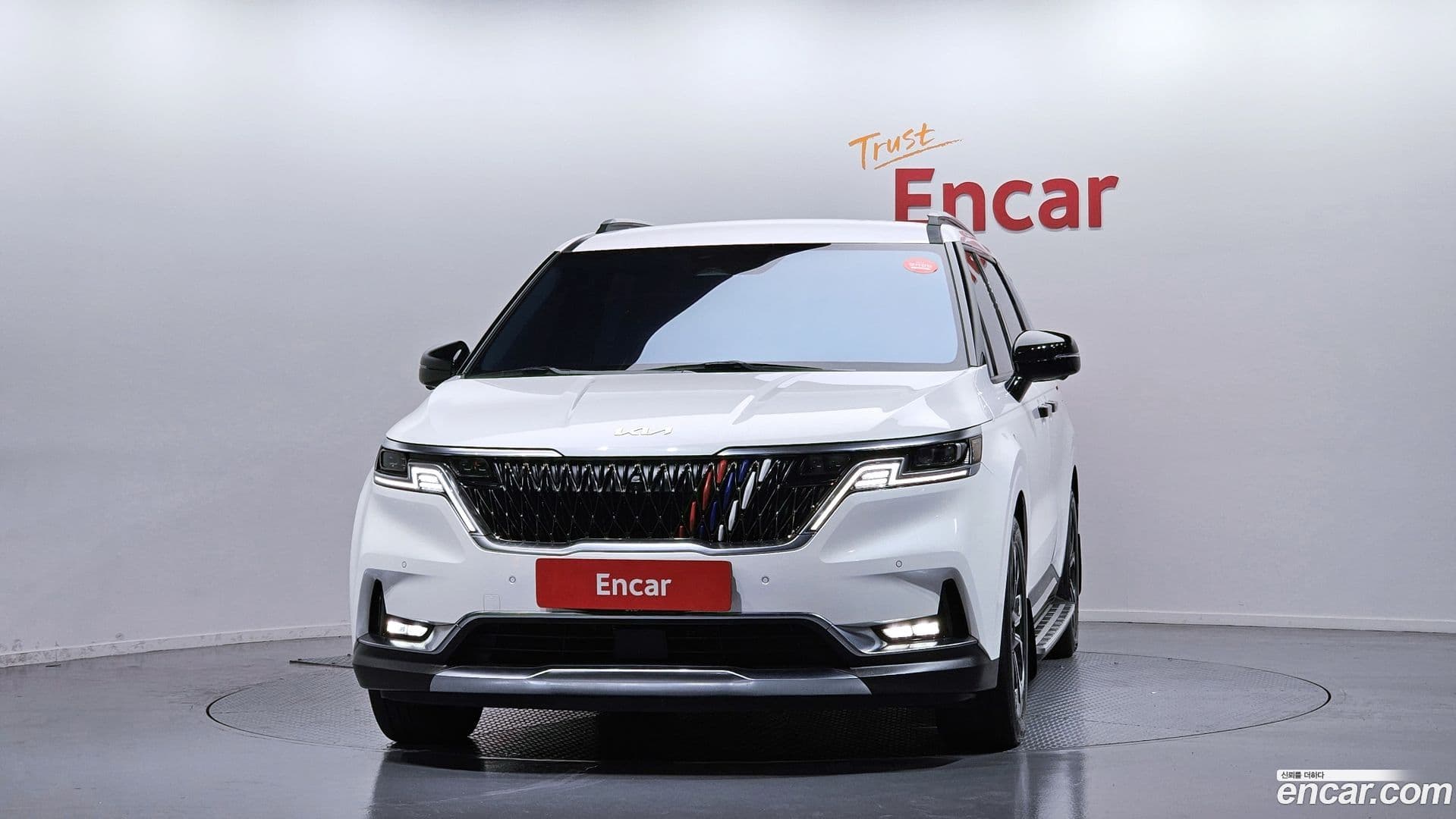 Main__Slider__Photo:Canival Kia 2021.2-2