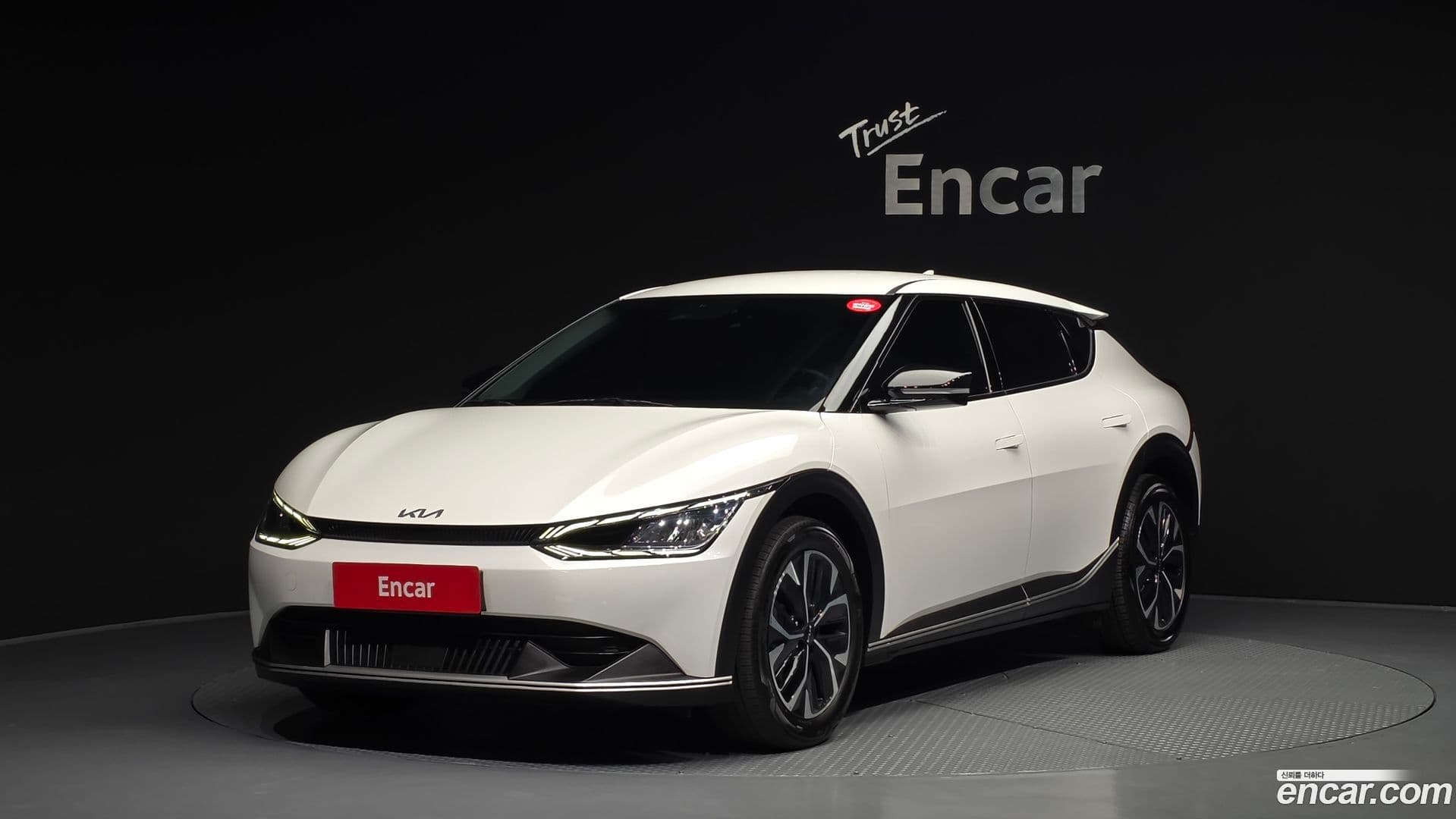 Main__Slider__Photo:EV6 Kia 2022.5-0