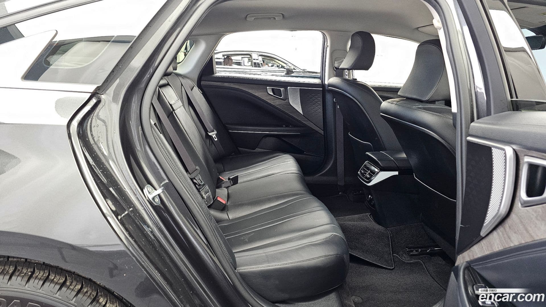 Main__Slider__Photo:K8 Kia 2021.11-11