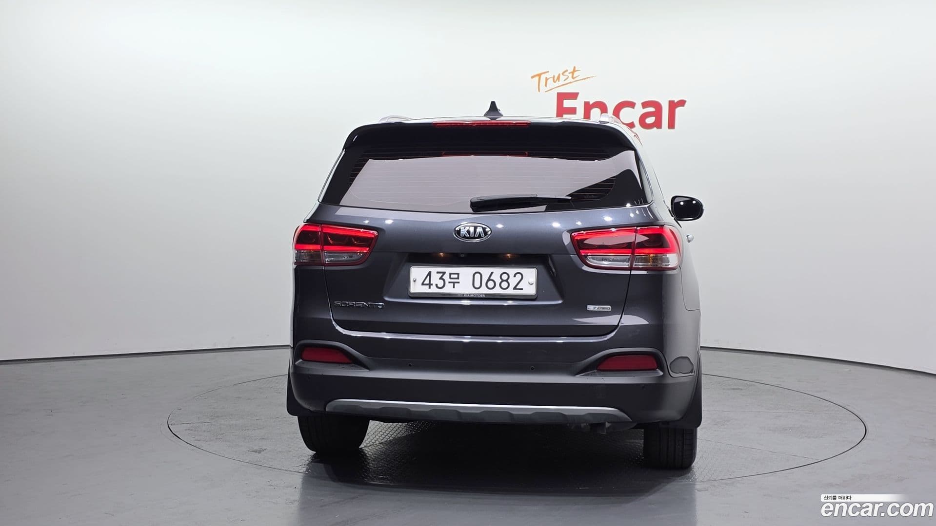 Main__Slider__Photo:Sorento Kia 2016.5-3