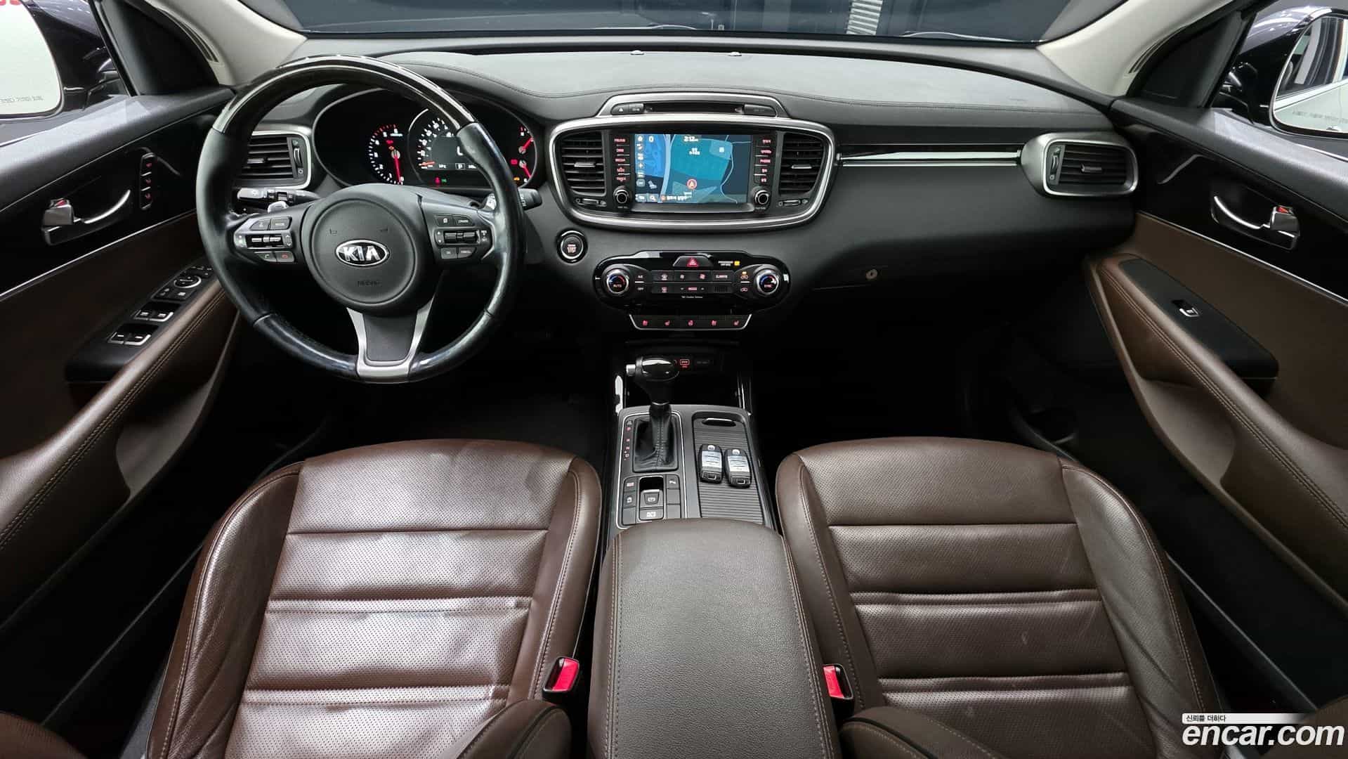 Sorento Kia 2016.5-INNER-007